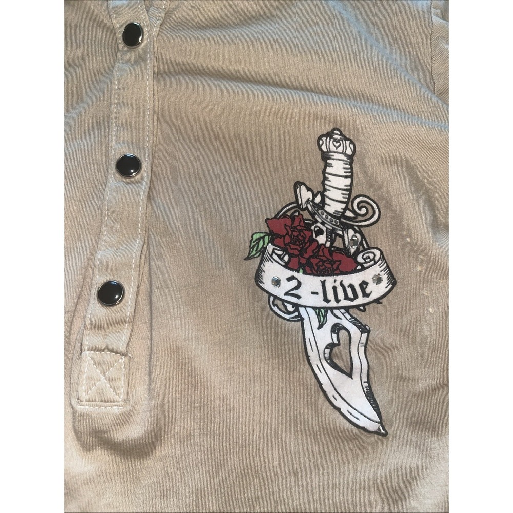 One Life 2 Live Shirt Size Small Tan Long Sleeve Made In USA Y2K Skull - Picture 2 of 7